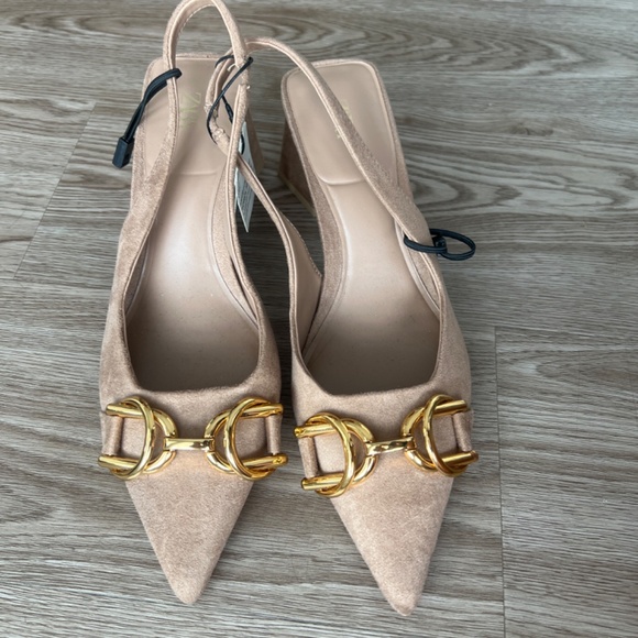 NWT Zara nude slingback horsebit heels - Picture 2 of 4